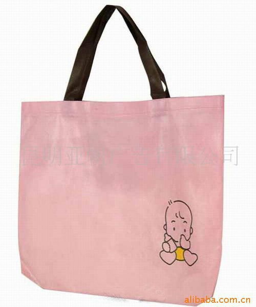 云南昆明印刷廠 專業(yè)打造高品質(zhì)紙類印刷產(chǎn)品，從手提袋到禮品盒的全方位服務(wù)